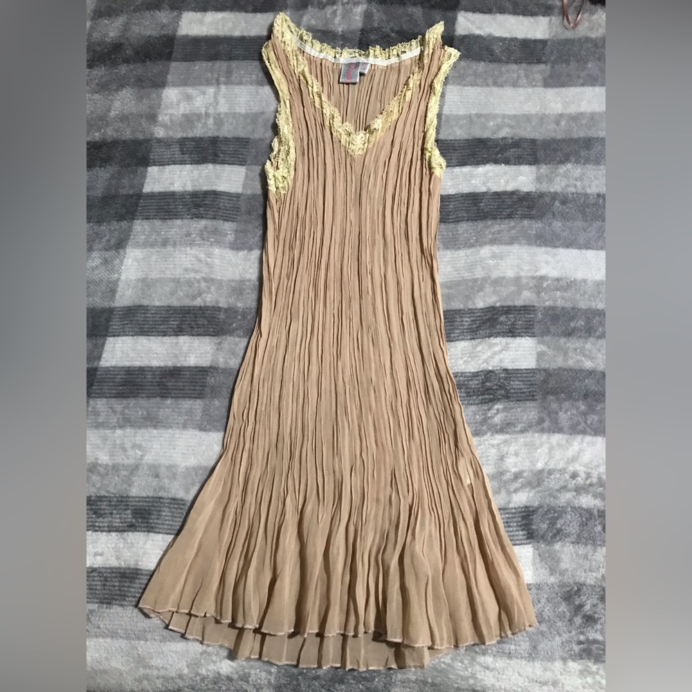 Women’s Size S Unique Vintage Inspired Crinkled Beige Tank Top by Pretty Angel